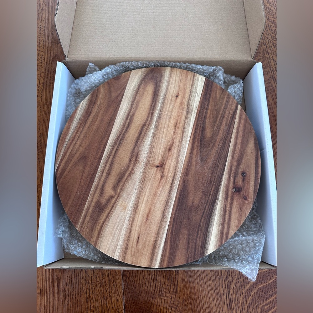 Fazenda Wooden Cake Platter. - Picture 8 of 9